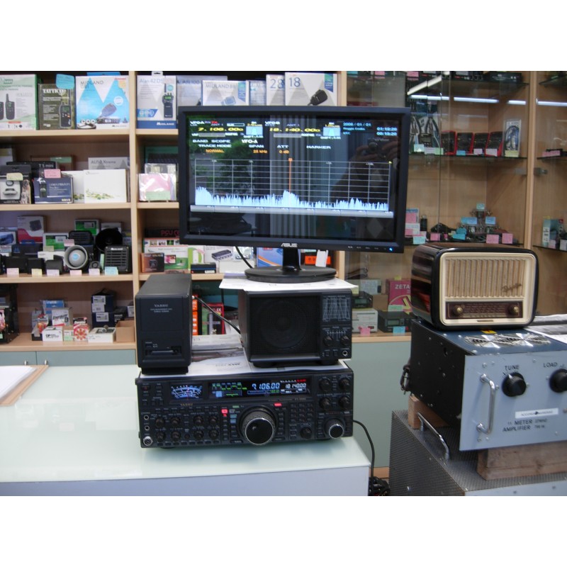 Yaesu FT-2000+DMU-2000 RTX HF + Modulo DMU completo di accessori di serie e scatole