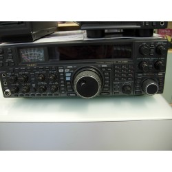 Yaesu FT-2000+DMU-2000 RTX HF + Modulo DMU completo di accessori di serie e scatole